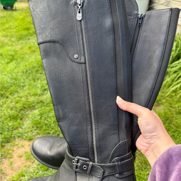 G by Guess Black Over the Knee Boots Sleek Leather Design True to Size - Picture 4 of 6